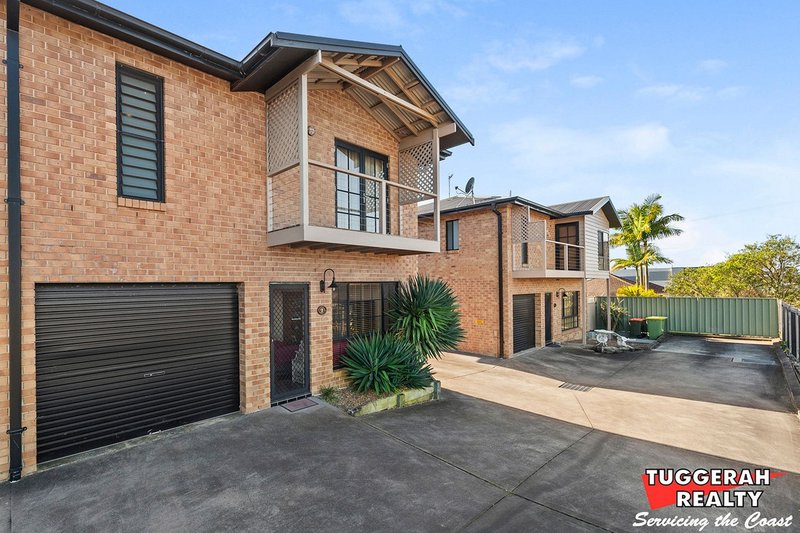 Photo - 2/26 Hope Street, Wyong NSW 2259 - Image 2