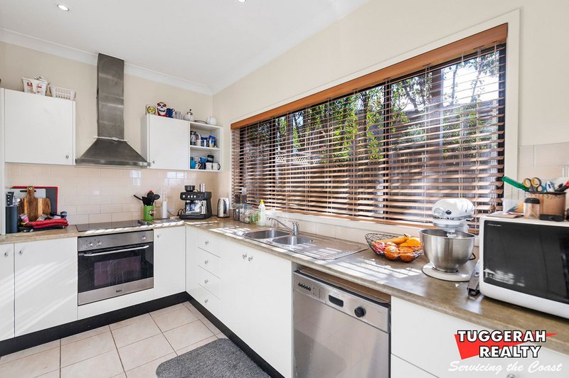 Photo - 2/26 Hope Street, Wyong NSW 2259 - Image 4