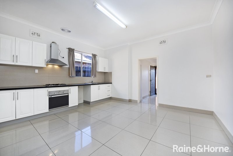 Photo - 226 Illawarra Road, Marrickville NSW 2204 - Image 5