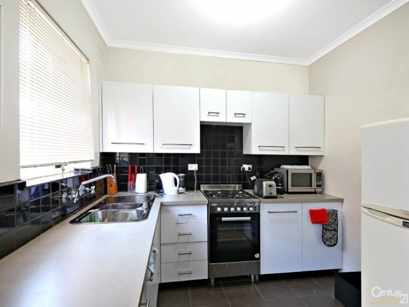 Photo - 2/26 Kennedy Street, Kingsford NSW 2032 - Image 2