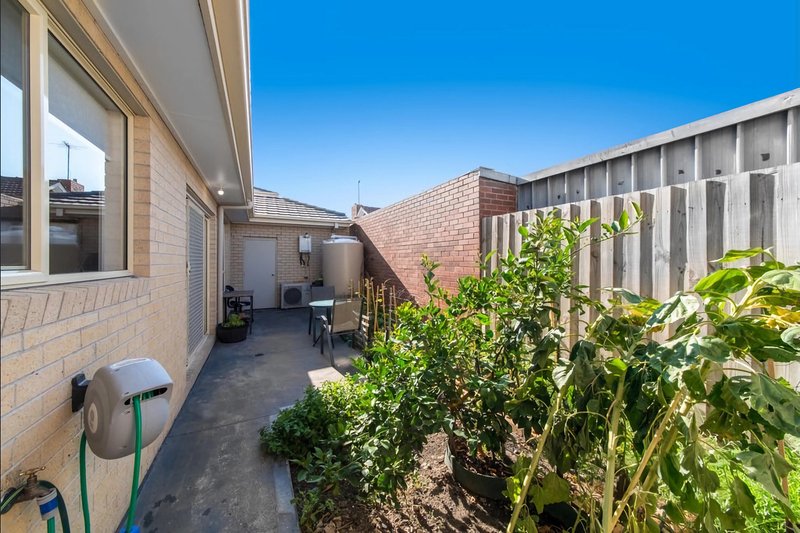 Photo - 2/26 Meredith Street, Broadmeadows VIC 3047 - Image 10