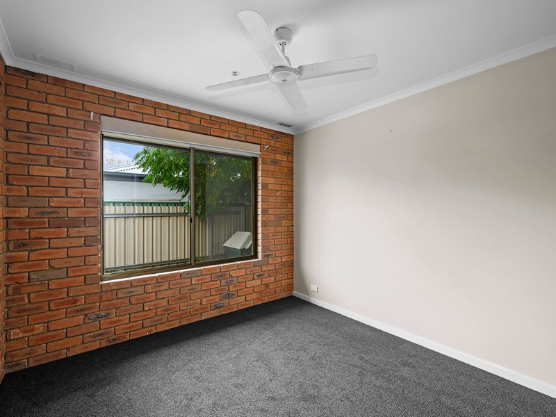 Photo - 2/26 Monds Avenue, Benalla VIC 3672 - Image 8