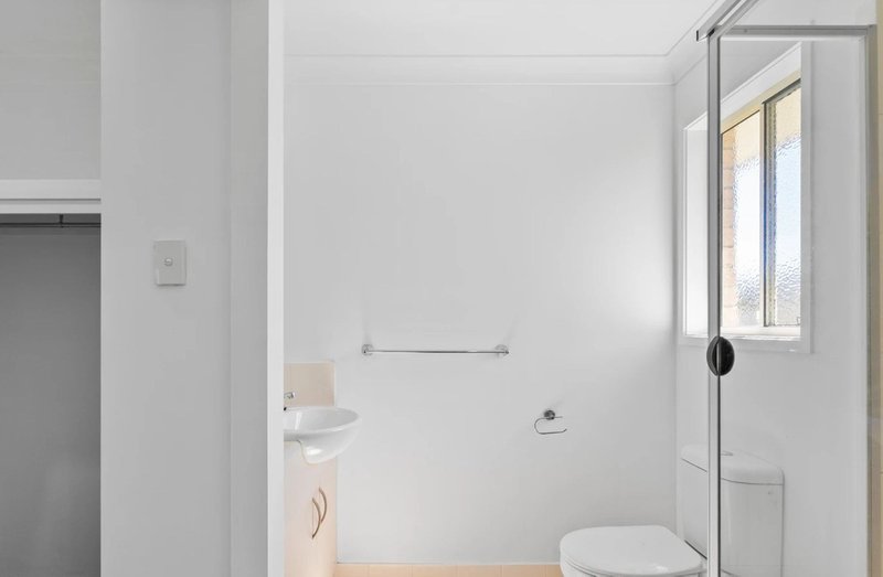 Photo - 2/26 Navickas Circuit, Redbank Plains QLD 4301 - Image 9