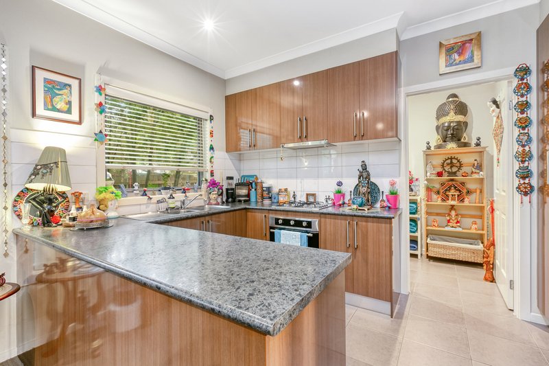 Photo - 2/26 Nisbett Street, Reservoir VIC 3073 - Image 5