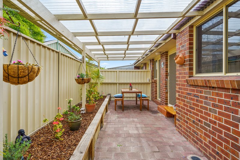 Photo - 2/26 Northview Terrace, Figtree NSW 2525 - Image 7
