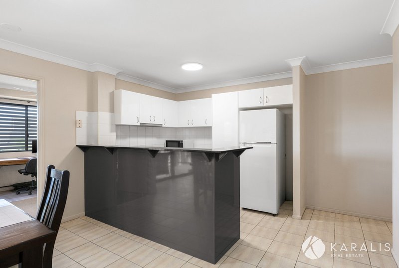 Photo - 22/6 Omeo Street, Macgregor QLD 4109 - Image 8