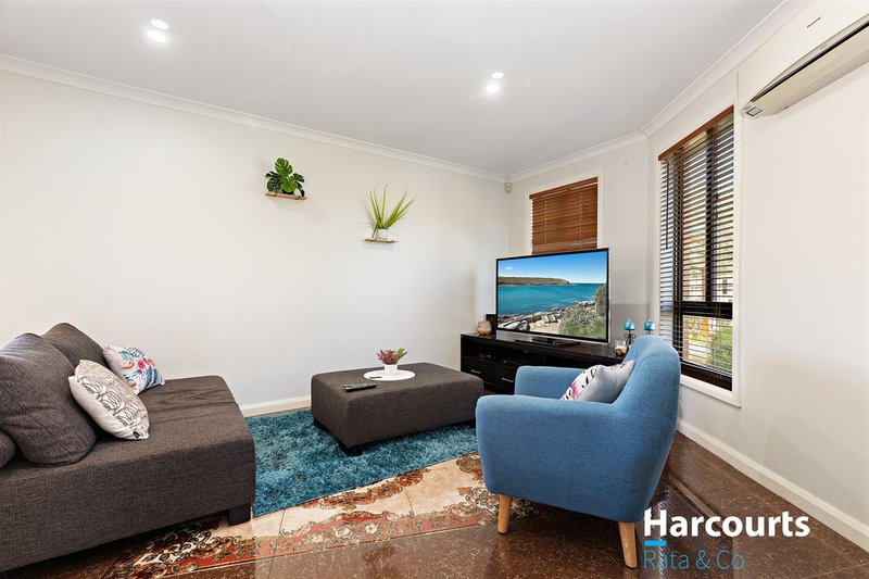 Photo - 2/26 Plowman Court, Epping VIC 3076 - Image 2