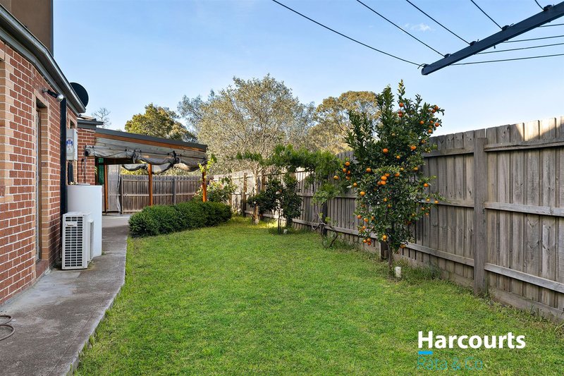 Photo - 2/26 Plowman Court, Epping VIC 3076 - Image 8