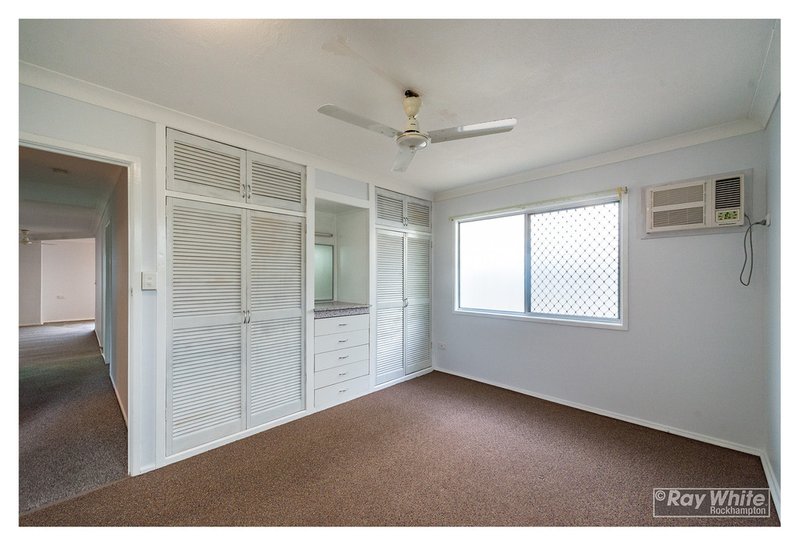 Photo - 226 Richardson Road, Park Avenue QLD 4701 - Image 5