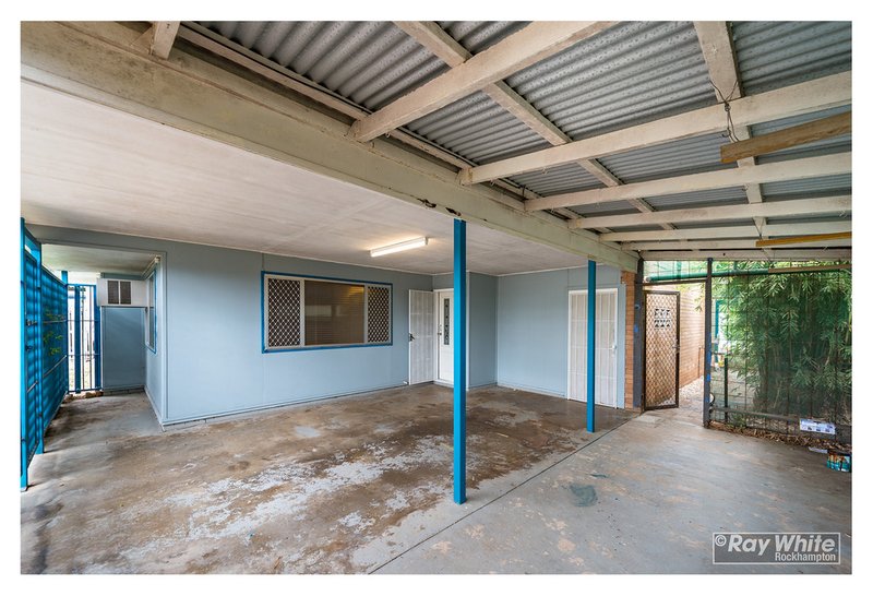 Photo - 226 Richardson Road, Park Avenue QLD 4701 - Image 15