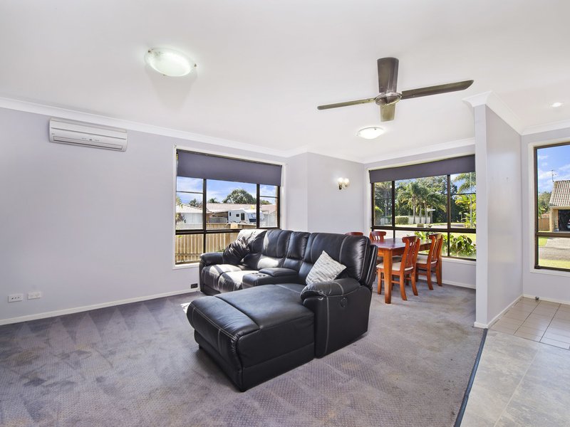 Photo - 2/26 Rosehill Avenue, Port Macquarie NSW 2444 - Image 3