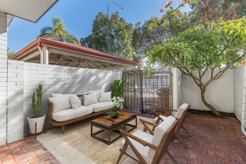 2/26 St Leonards Avenue, West Leederville WA 6007