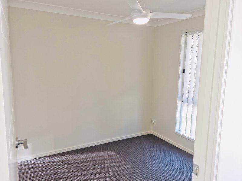 Photo - 2/26 Sunnyview Street, Beenleigh QLD 4207 - Image 6