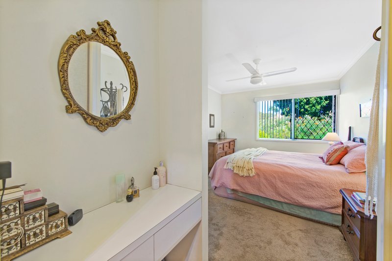 Photo - 2/26 Vespa Crescent, Surfers Paradise QLD 4217 - Image 10