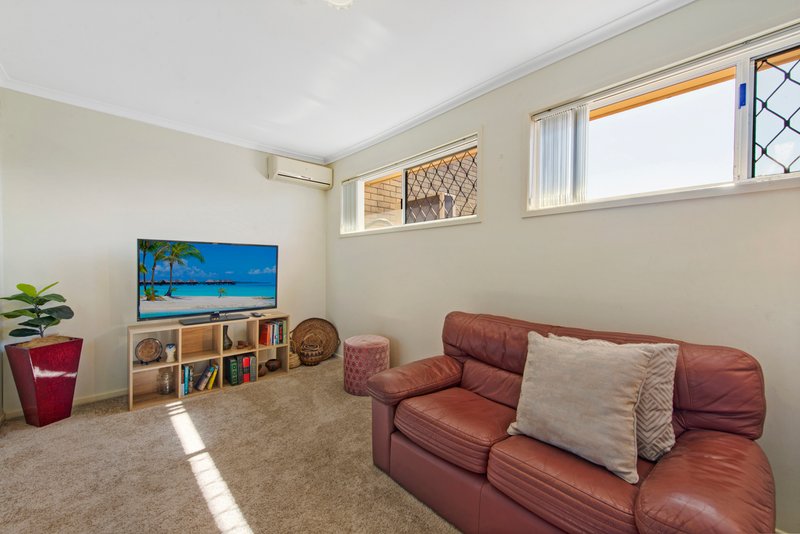 Photo - 2/26 Vespa Crescent, Surfers Paradise QLD 4217 - Image 15