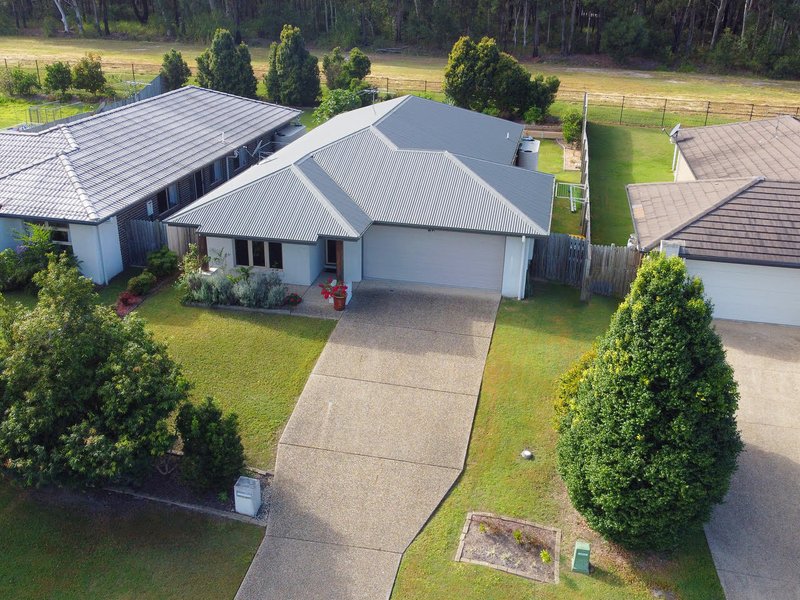 Photo - 2/26 Water Gum Crescent, Ningi QLD 4511 - Image 2