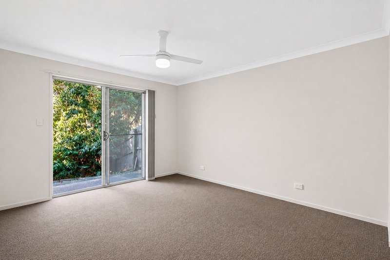 Photo - 2/26 Winchester Crescent, Pimpama QLD 4209 - Image 7