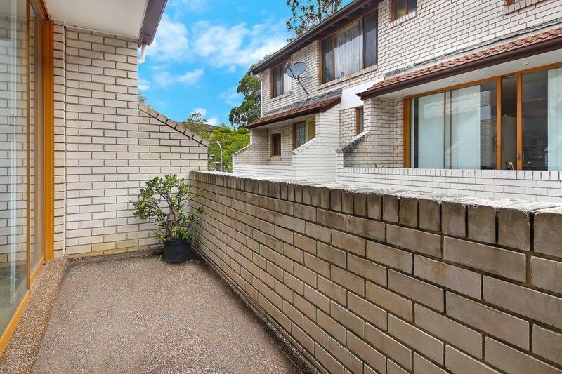 Photo - 2/26 York Street, Fairfield NSW 2165 - Image 5