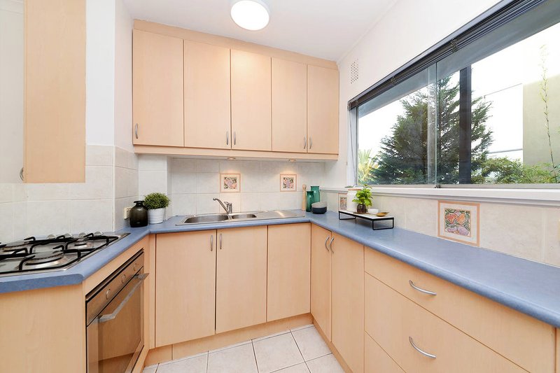 Photo - 22/60 Drumalbyn Road, Bellevue Hill NSW 2023 - Image 2