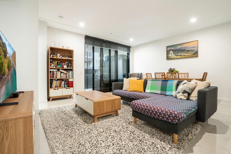 Photo - 226/181 Clarence Road, Indooroopilly QLD 4068 - Image 6