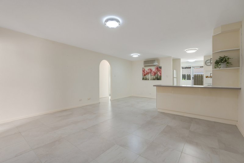 Photo - 2/262 Barker Road, Subiaco WA 6008 - Image 3