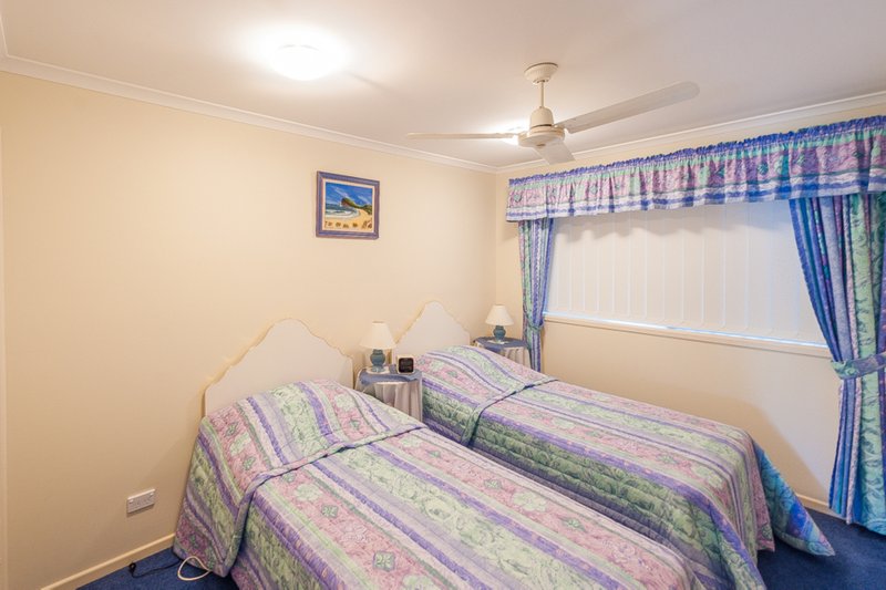 Photo - 2/265 Bradman Avenue, Maroochydore QLD 4558 - Image 6