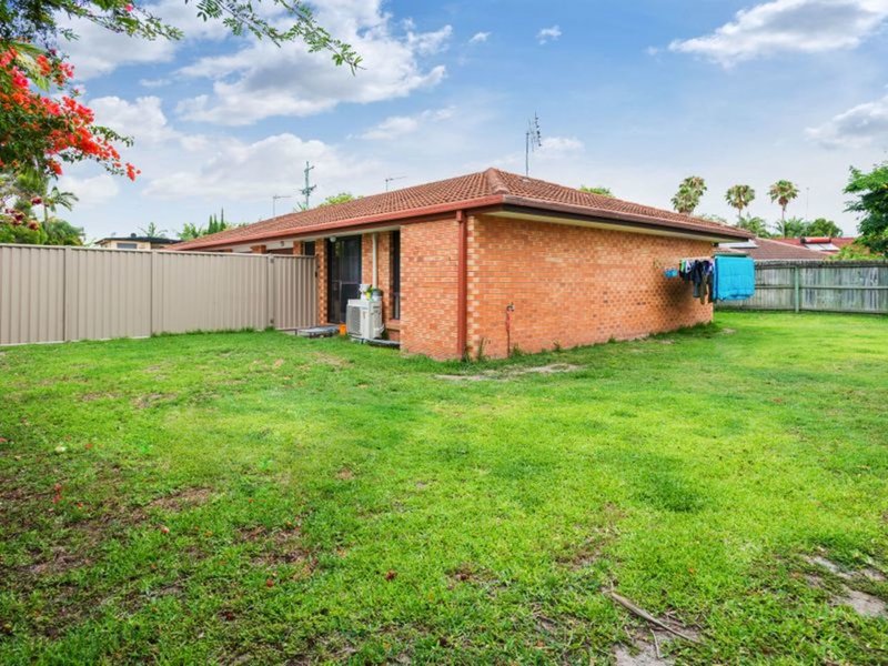 2/267 Government Road, Labrador QLD 4215