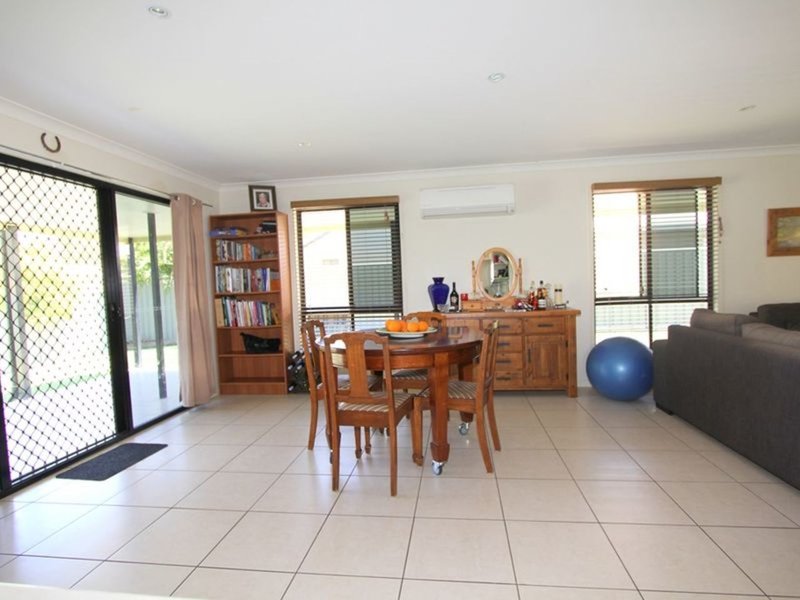 Photo - 22/68 Moody Street, Emerald QLD 4720 - Image 3