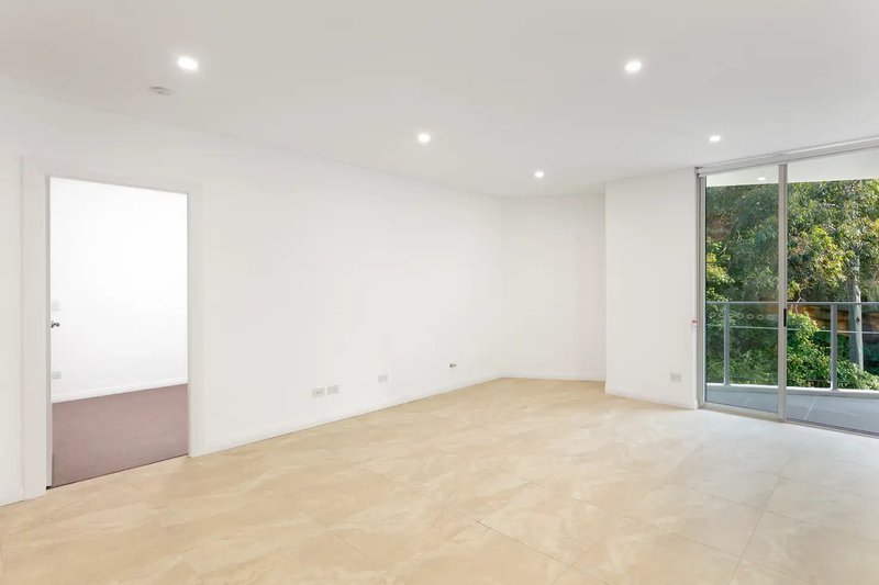 Photo - 22/69 Pittwater Road, Manly NSW 2095 - Image 3