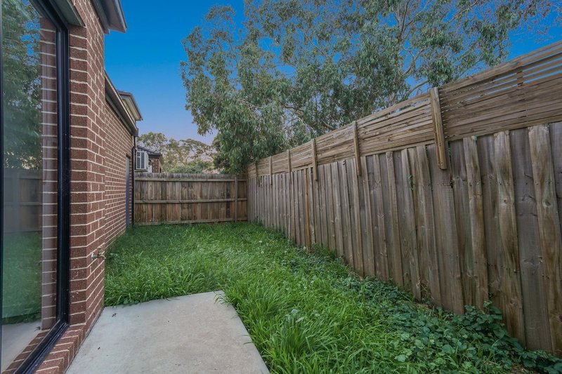 Photo - 2/26A Betula Street, Doveton VIC 3177 - Image 14