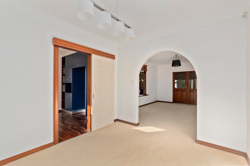 Photo - 2/27-29 Moseley Street, Glenelg SA 5045 - Image 7