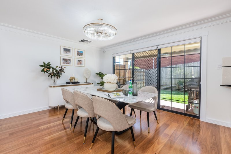 Photo - 2/27-29 Purser Avenue, Castle Hill NSW 2154 - Image 6