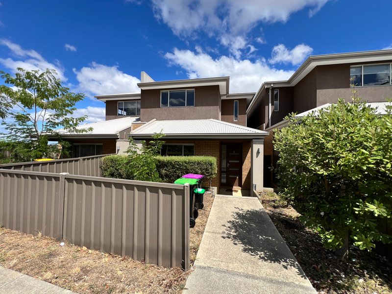 2/27-33 Queen Street, Wallan VIC 3756