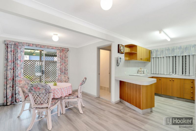 2/27 Ashbourne Terrace, Biggera Waters QLD 4216