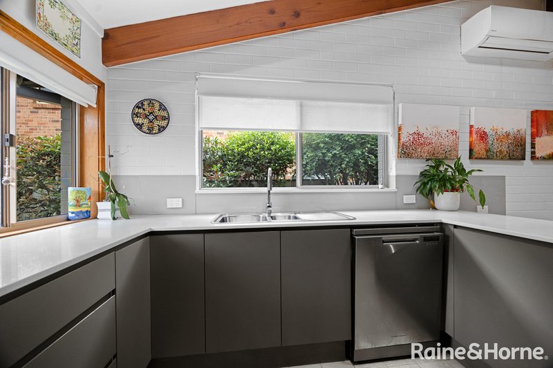 Photo - 2/27 Augusta Place, Mollymook Beach NSW 2539 - Image 12