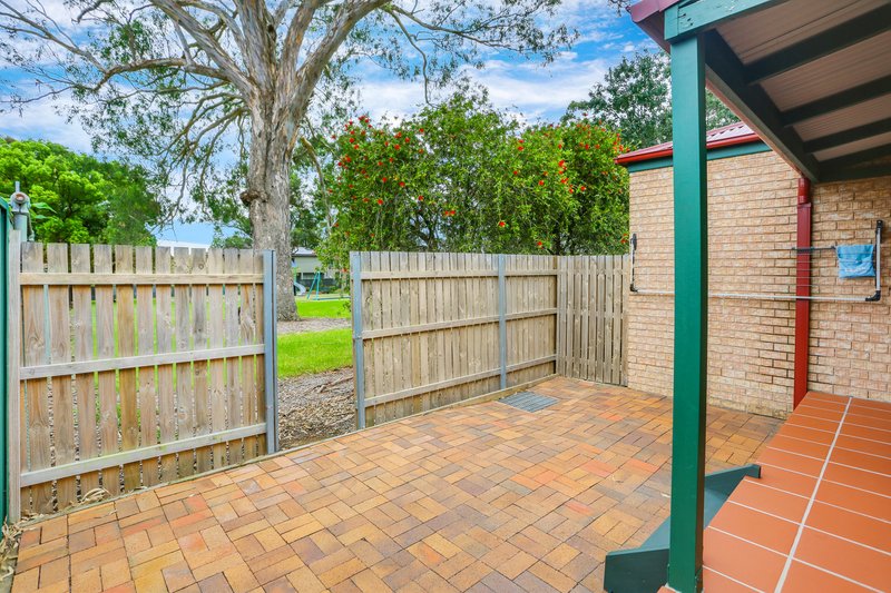 Photo - 2/27 Ballandella Road, Toongabbie NSW 2146 - Image 8