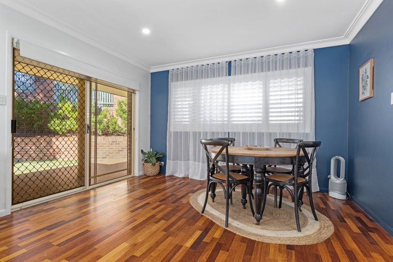 Photo - 2/27 Belmore Road, Peakhurst NSW 2210 - Image 6