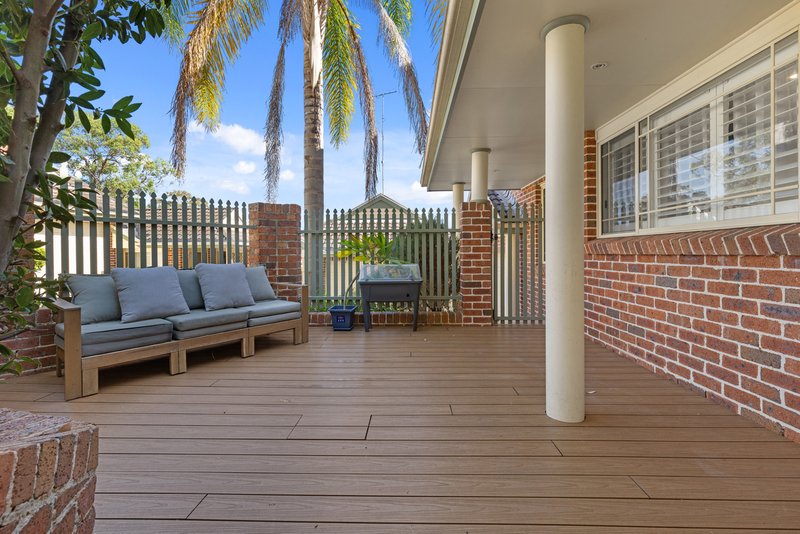 Photo - 2/27 Belmore Road, Peakhurst NSW 2210 - Image 7