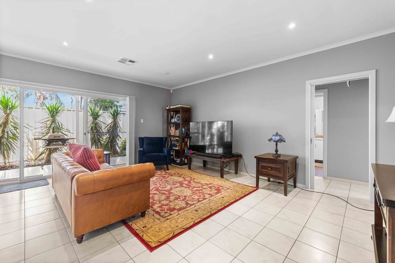 Photo - 2/27 Berkeley Street, Cheltenham SA 5014 - Image 7