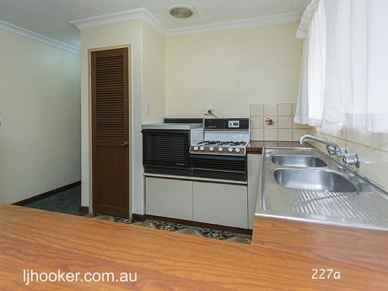 Photo - 227 Berwick Street, Victoria Park WA 6100 - Image 6