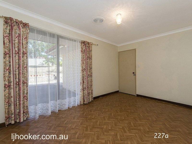 Photo - 227 Berwick Street, Victoria Park WA 6100 - Image 10