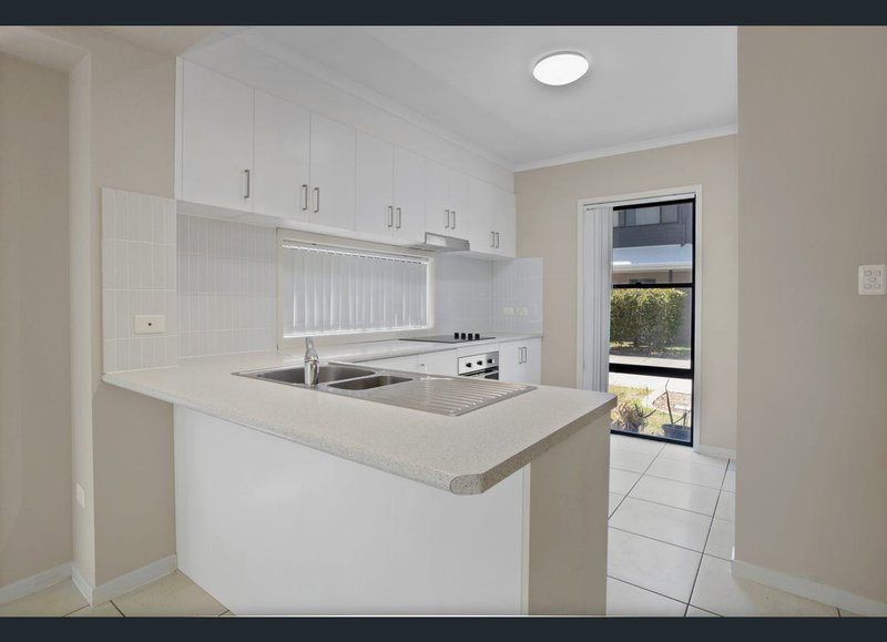 Photo - 22/7 Bilgola Place, Blacks Beach QLD 4740 - Image 2