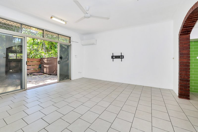 Photo - 2/27 Bougainvilia Street, Nightcliff NT 0810 - Image 8