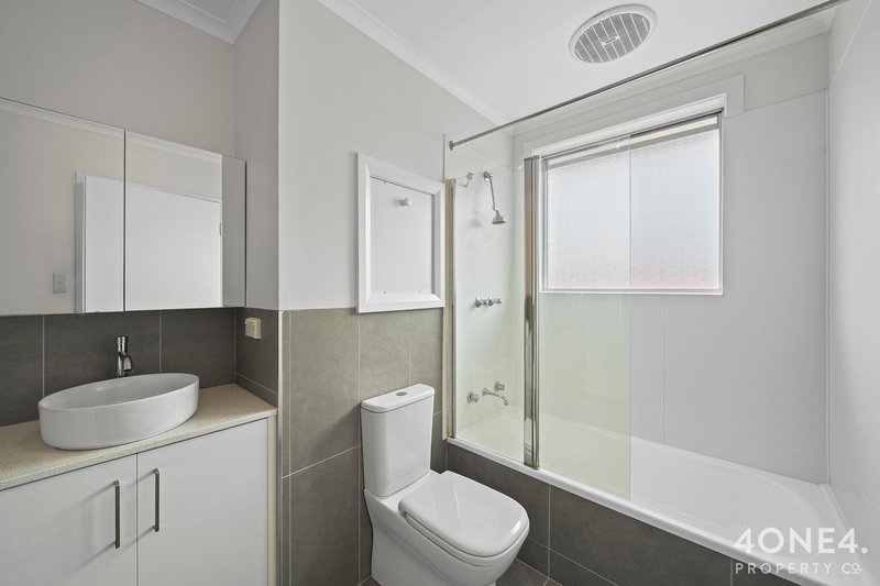 Photo - 2/27 Cross Street, New Town TAS 7008 - Image 9