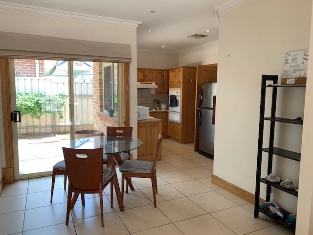 Photo - 2/27 Dunrobin Road, Hove SA 5048 - Image 4