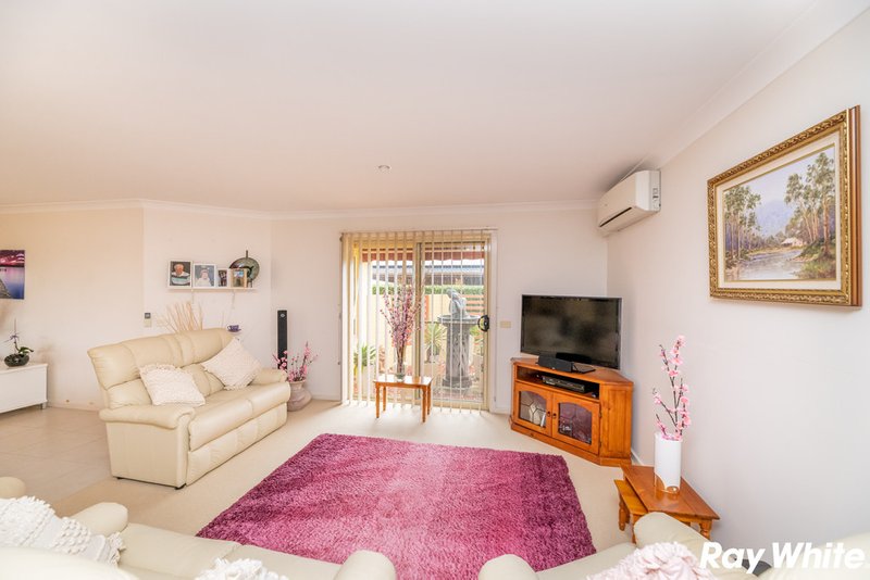 Photo - 2/27 Eden Place, Tuncurry NSW 2428 - Image 4