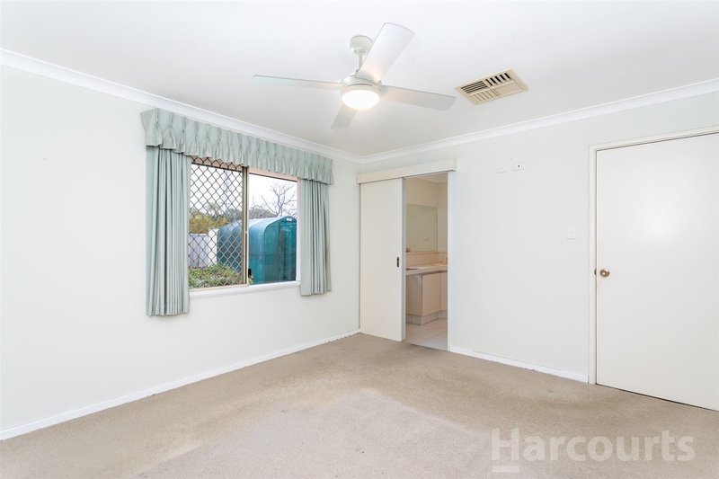 Photo - 2/27 Erica Street, Coodanup WA 6210 - Image 9