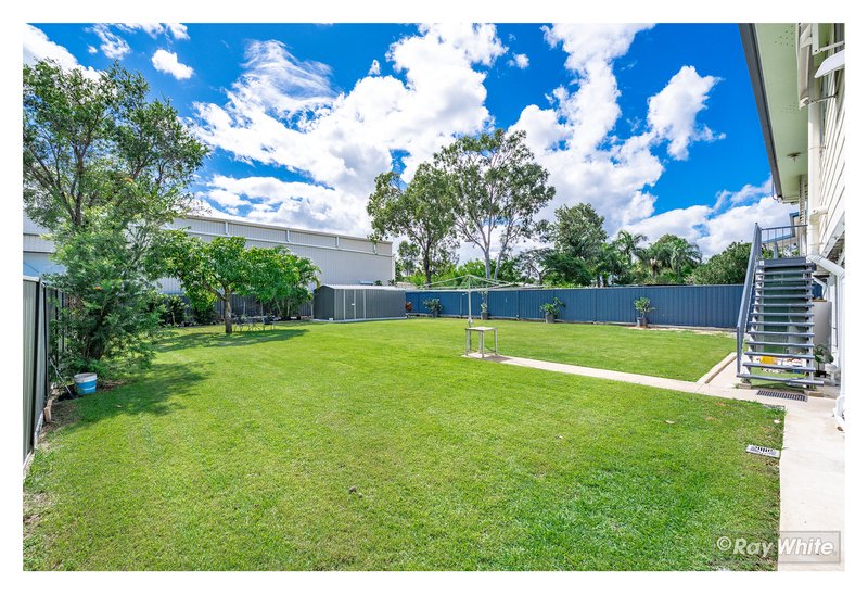 Photo - 227 Farm Street, Kawana QLD 4701 - Image 31