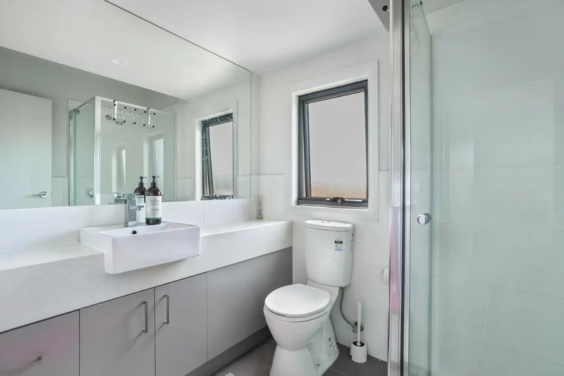 Photo - 2/27 Geach Street, Dallas VIC 3047 - Image 6