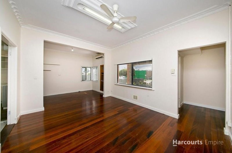Photo - 227 Grand Promenade, Doubleview WA 6018 - Image 5